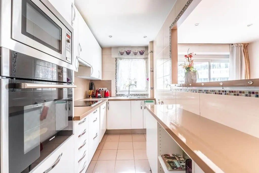 Elegant Appartement Parisien Francja